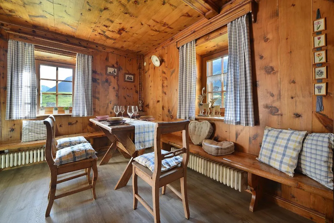 La Dormeuse Aparthotel Λιβίνιο 0*,